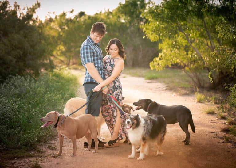Family Photos With Pets | Best Family Photos - Zesty Orange Photography by Olesya Redina