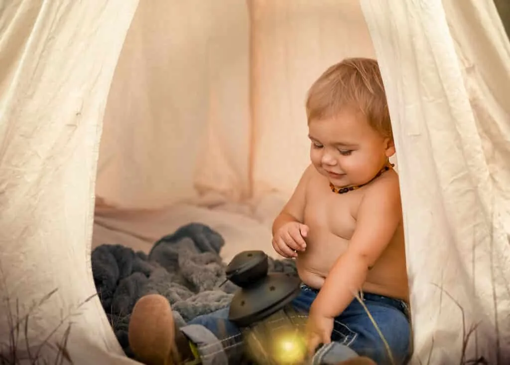 Childrens Portrait Outfit Guide | Newborn Family Photos