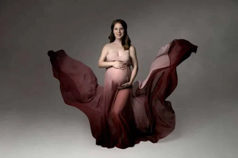 When to Book Your Maternity Session: Timeline by Trimester 3 maternity photographer austin tx maternity photographer austin tx - Zesty Orange Photography by Olesya Redina when to book your maternity session