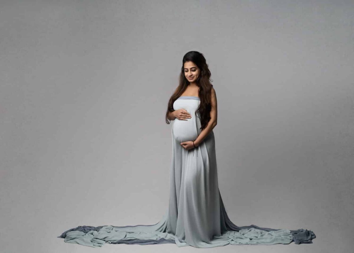 What Comes After Maternity: Planning for Milestone & Family Sessions 3 maternity photographer austin tx | What Comes After Maternity | Studio Set Design