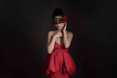 Maternity Photoshoot Accessories: Jewelry, Props & More 21 maternity photographer austin tx | maternity photoshoot accessories