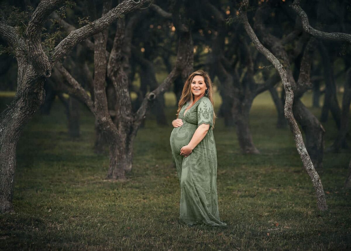 Outdoor Maternity Photos | Top 5 Breathtaking Locations 3 maternity photographer austin tx maternity photographer austin tx - Zesty Orange Photography by Olesya Redina