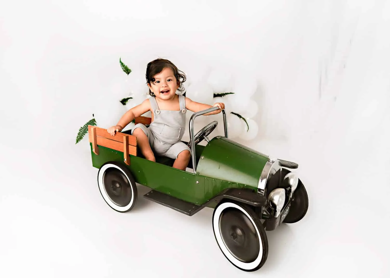 photographer cake smash - Zesty Orange Photography by Olesya Redina