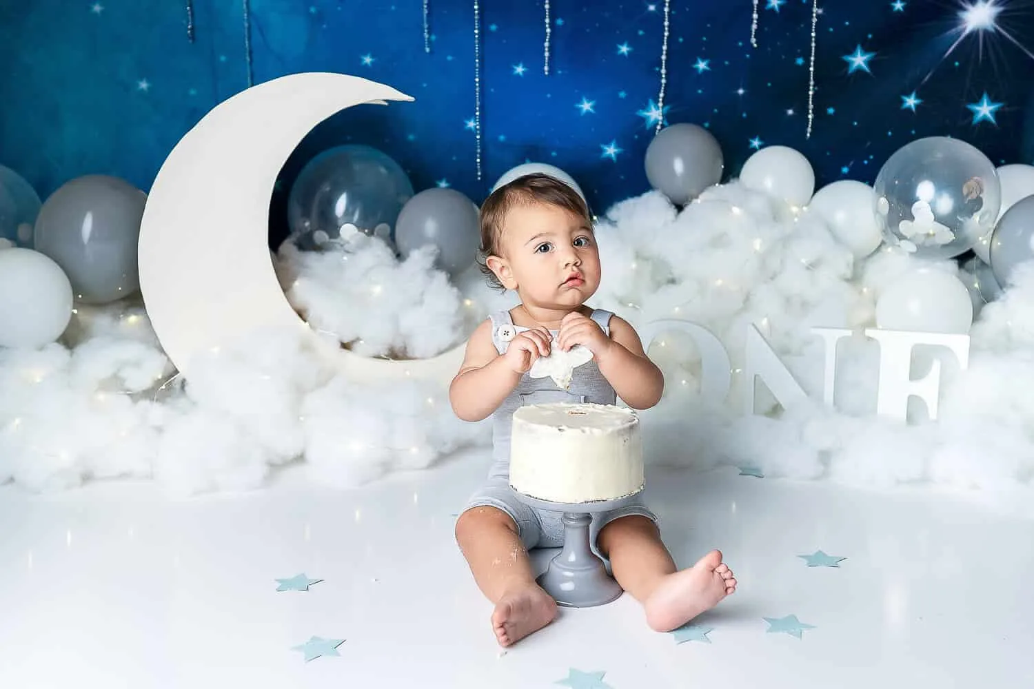 photographer cake smash - Zesty Orange Photography by Olesya Redina