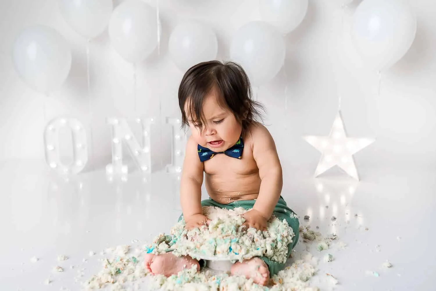 Cake Smash Photographer - photographer cake smash - Zesty Orange Photography by Olesya Redina