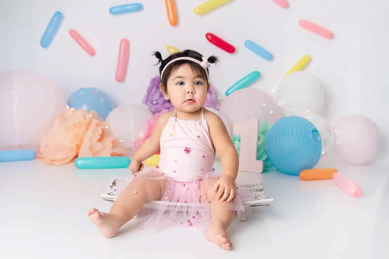 photographer cake smash - Zesty Orange Photography by Olesya Redina