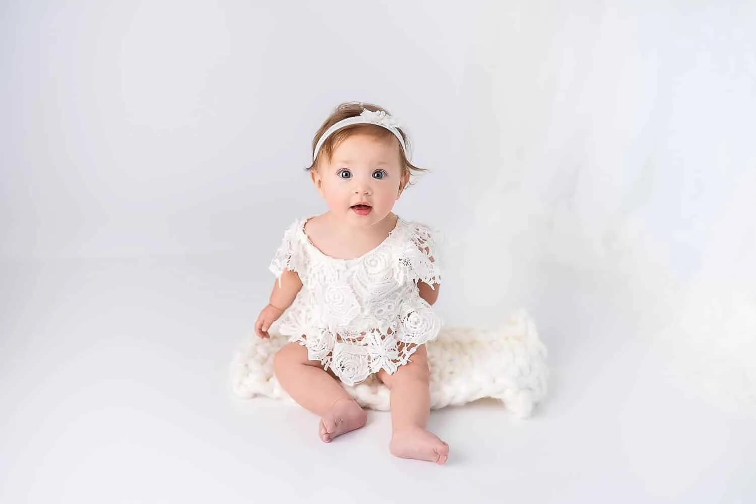 photographer cake smash - Zesty Orange Photography by Olesya Redina