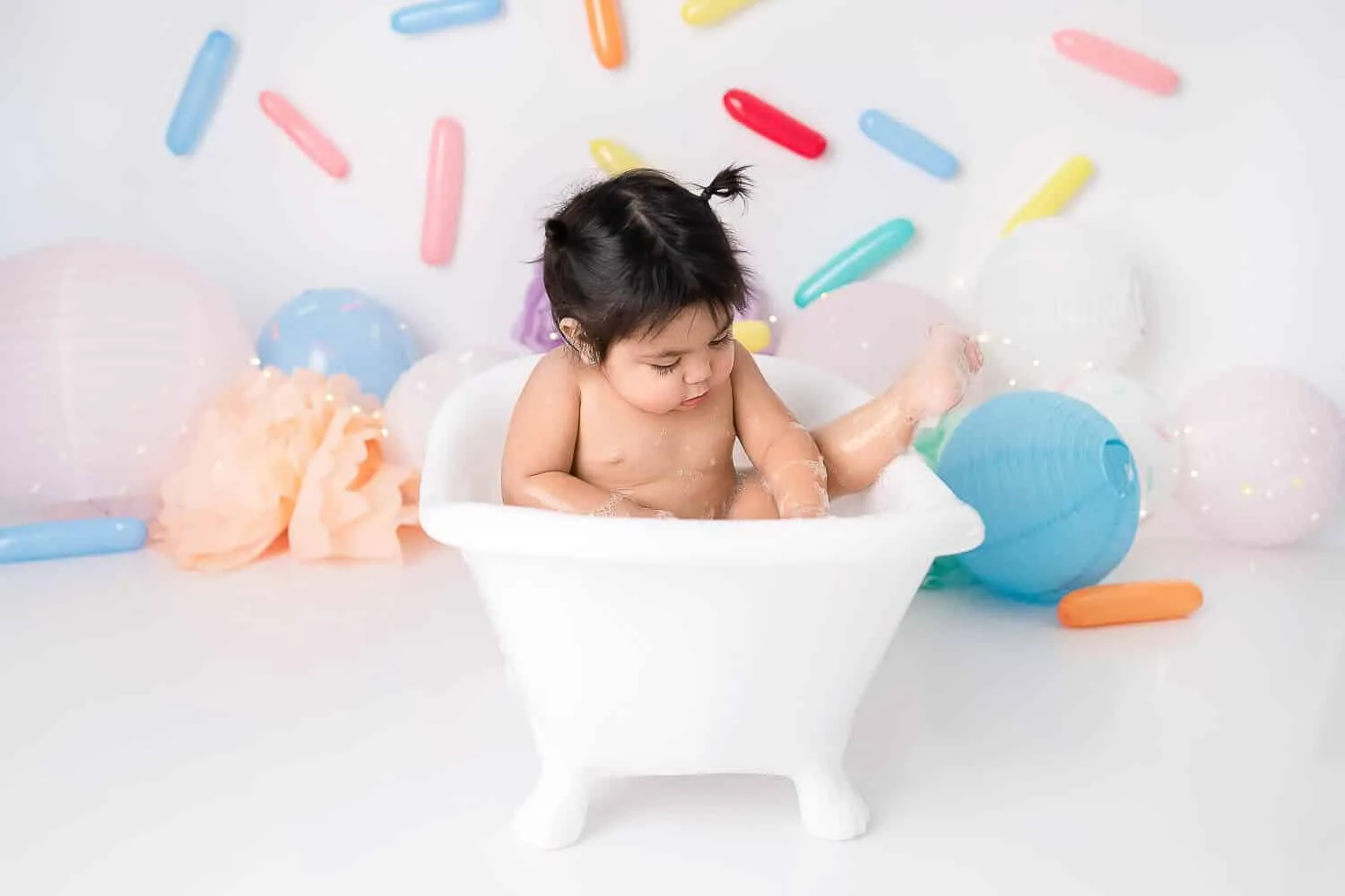 photographer cake smash - Zesty Orange Photography by Olesya Redina