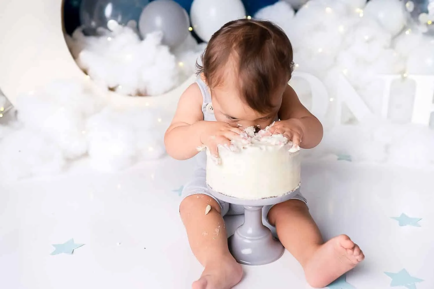 photographer cake smash - Zesty Orange Photography by Olesya Redina