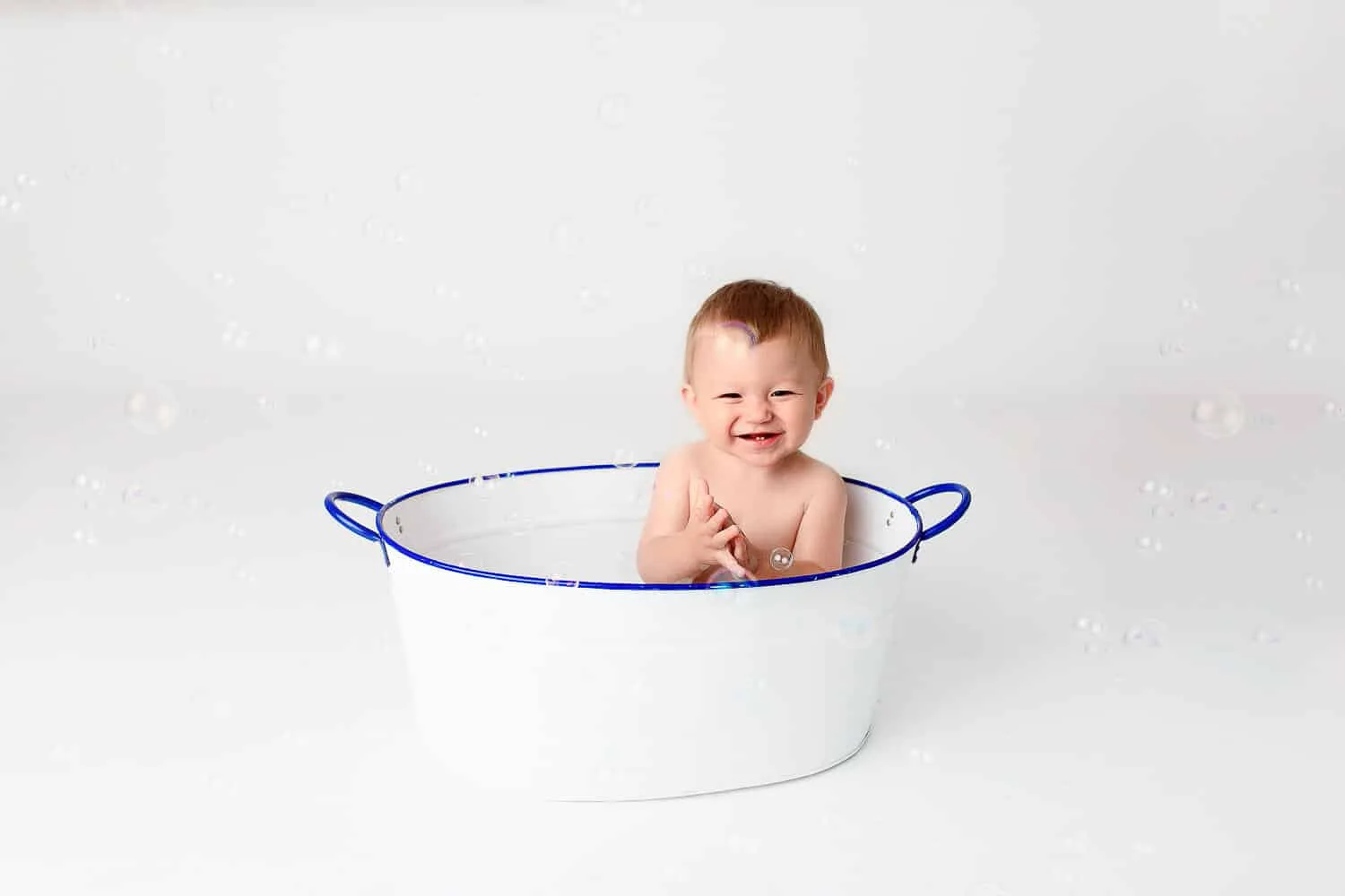 photographer cake smash - Zesty Orange Photography by Olesya Redina