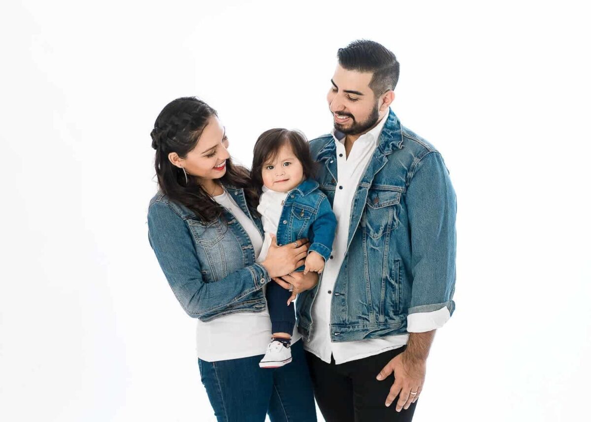 Building Confidence in Kids 2 Austin Family portraits - Zesty Orange Photography by Olesya Redina
