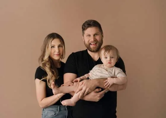 What to Wear for Family Pictures: 2025 Style Guide for Austin Families 24 Austin Family Photographer | What to Wear for Family Pictures