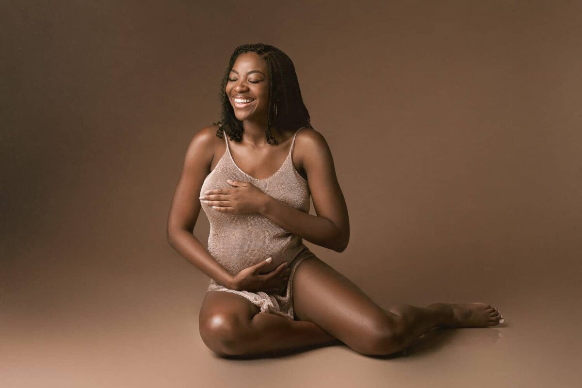 Capturing the Glow: A Guide to Studio Maternity Photography 3 Maternity Studio portrait in Austin Texas | First Trimester Pregnancy Guide