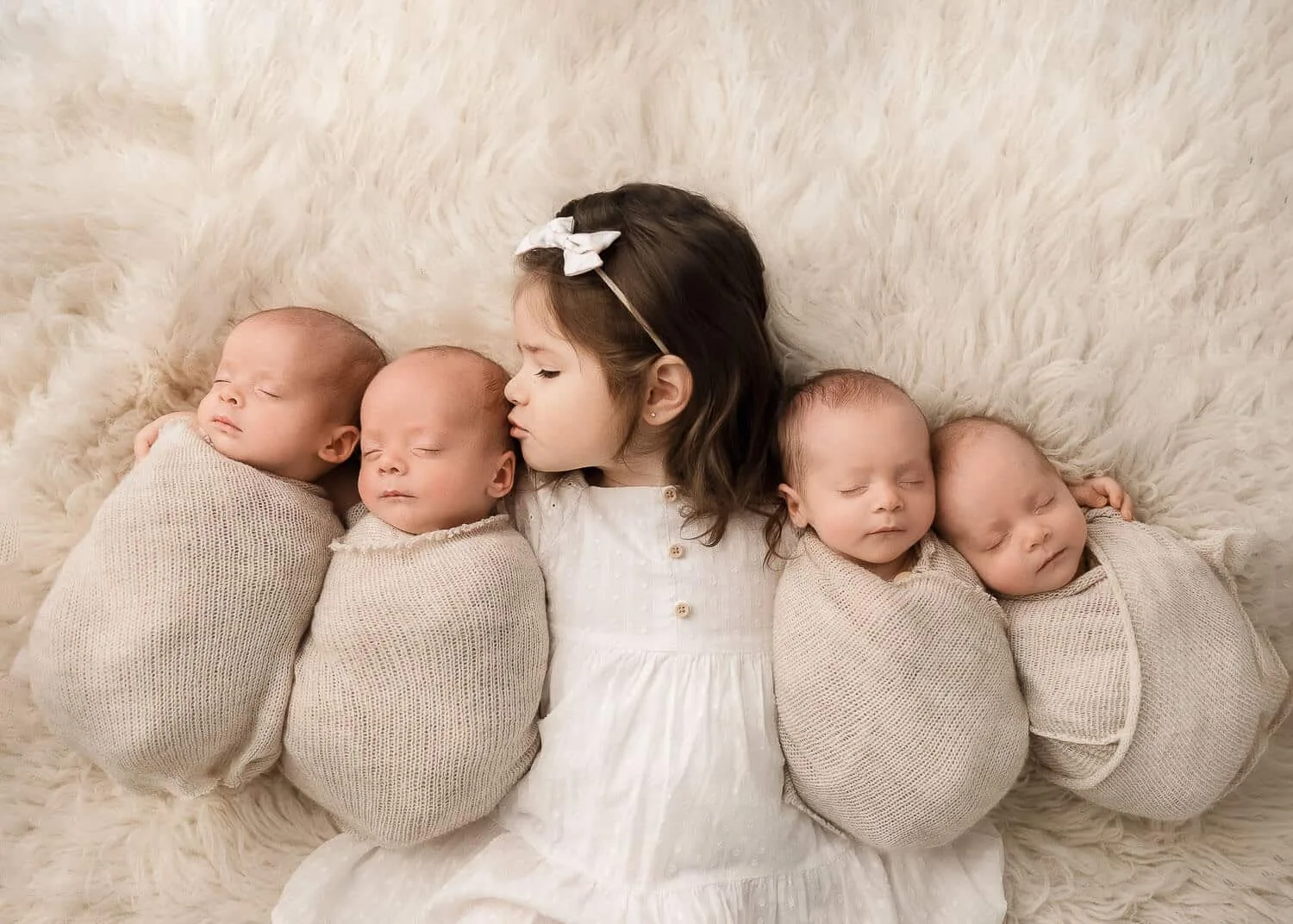 Austin Newborn Photography newborn photos with siblings