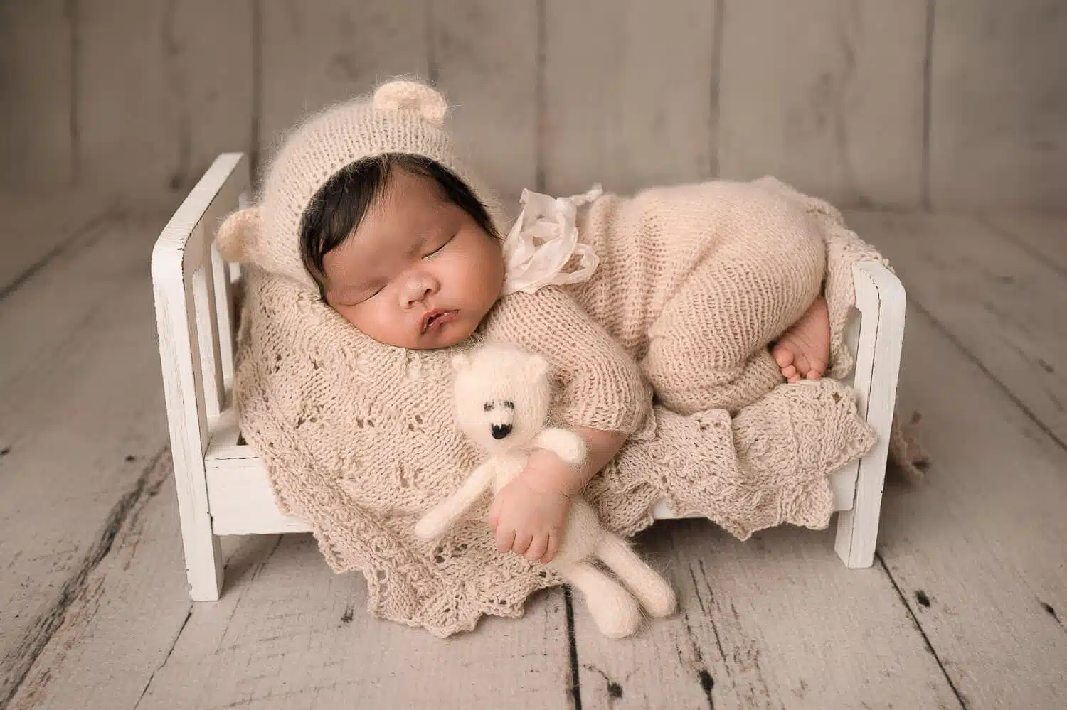 Austin Newborn Photographer 2 Austin Newborn Photographer