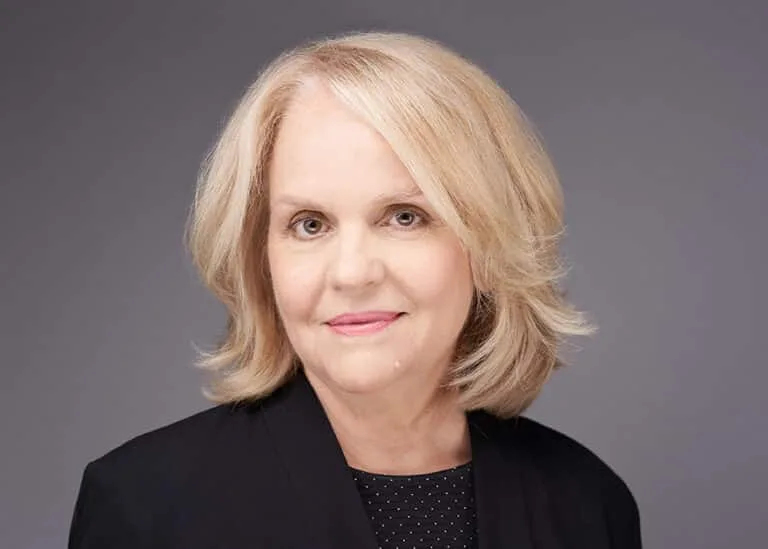 How to Prep for Your Headshot Session Like a Top-Producing Realtor 7 How to Prep for Your Headshot Session Like a Top-Producing Realtor