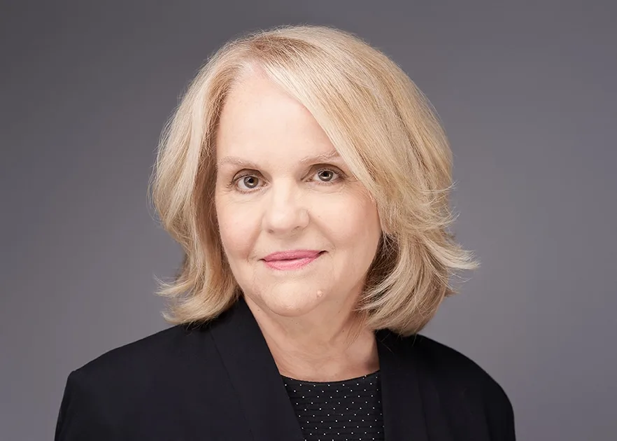 How to Prep for Your Headshot Session Like a Top-Producing Realtor