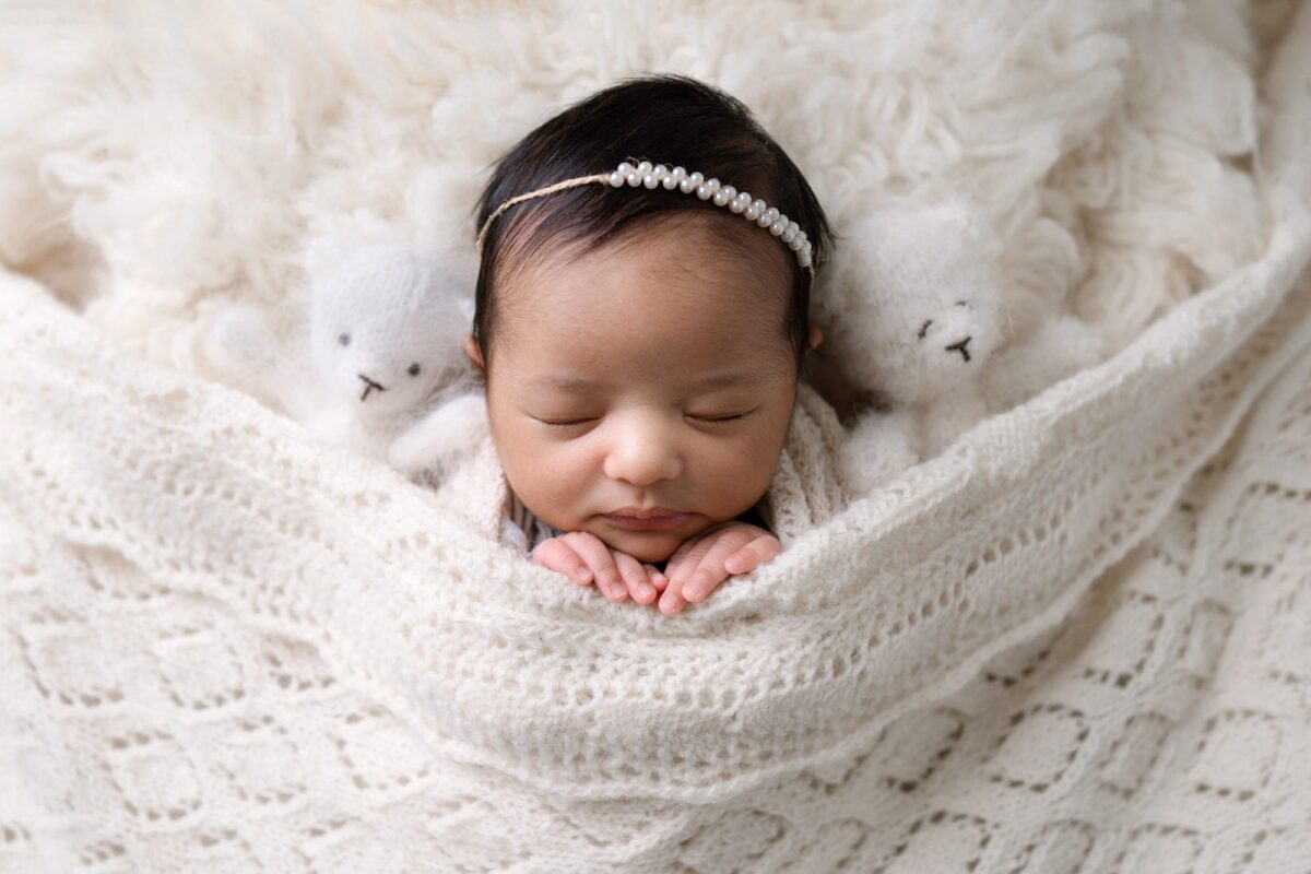 How to Choose a Newborn Photographer - Checklist for Success 4 Austin Newborn Photographer