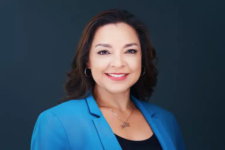 tax professional headshots | women professional headshots Corporate Headshots | professional headshots for realtors on Zillow | headshots for financial advisors