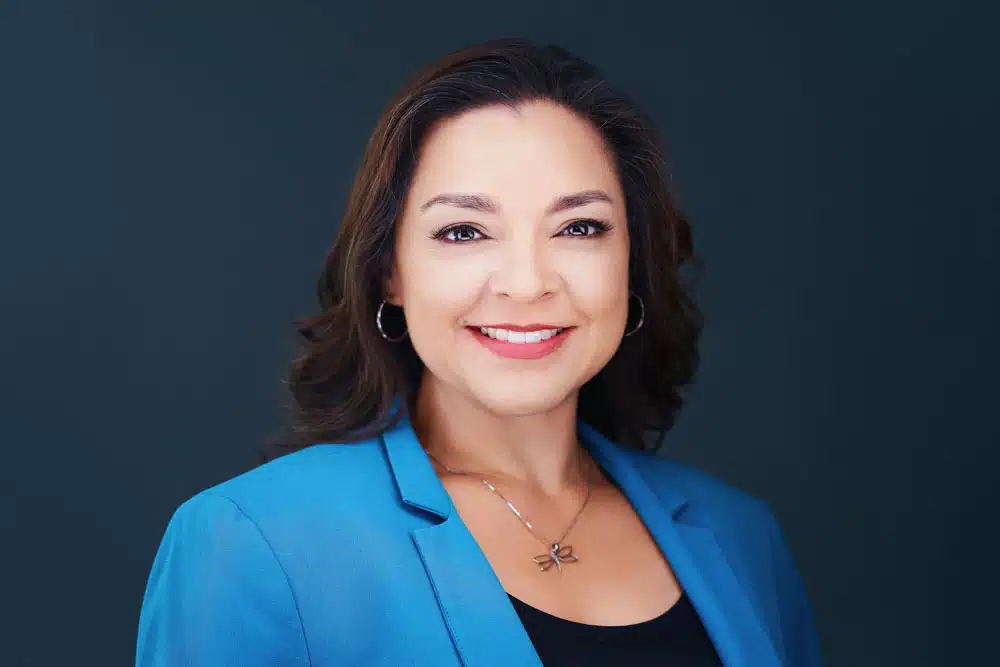 tax professional headshots | women professional headshots Corporate Headshots | professional headshots for realtors on Zillow | headshots for financial advisors