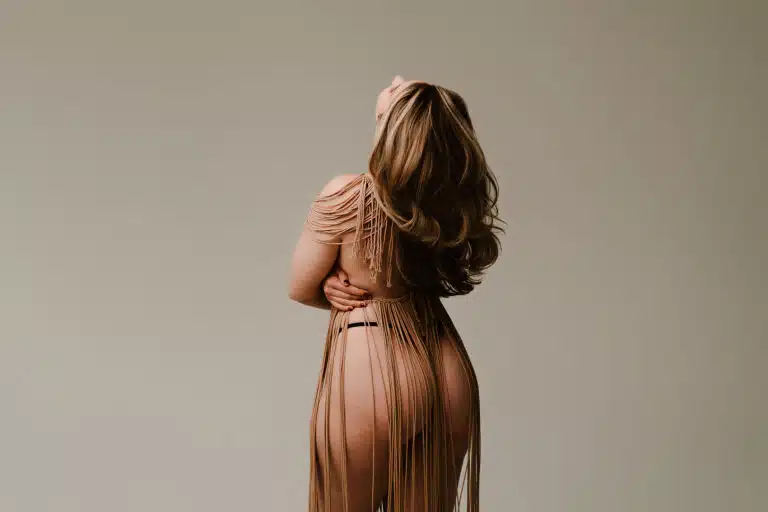 boudoir shoot | What Does Retouching Mean in Boudoir Photography | Should I Lose Weight Before My Boudoir Session | corsets hosiery non traditional wardrobe