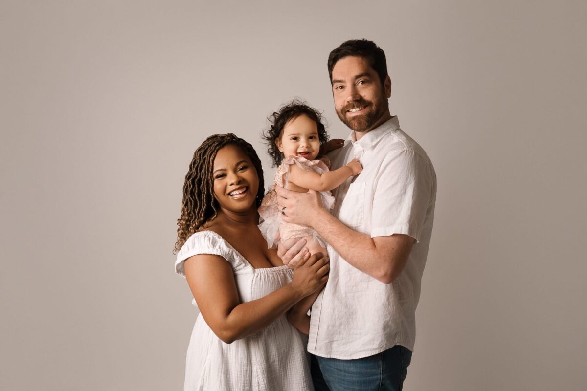 preparing toddlers for photos | Austin Family Photography Resources | professional family photo sessions