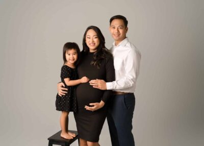 Second-Time Moms: Why Your Maternity Photos Matter Just as Much This Time 30 Maternity Photos With Siblings | Second-Time Moms