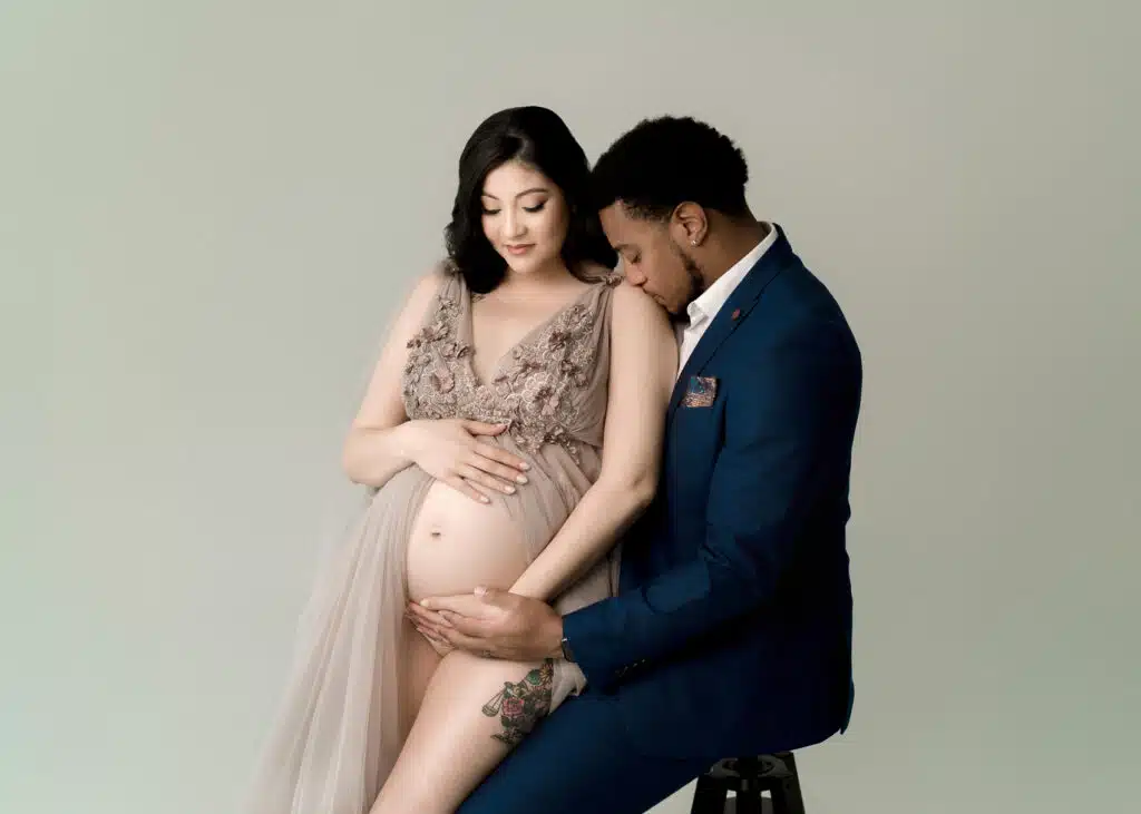 Date Ideas in Austin Maternity Photo Session