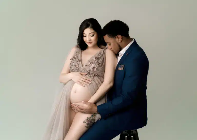 Date Ideas in Austin Maternity Photo Session