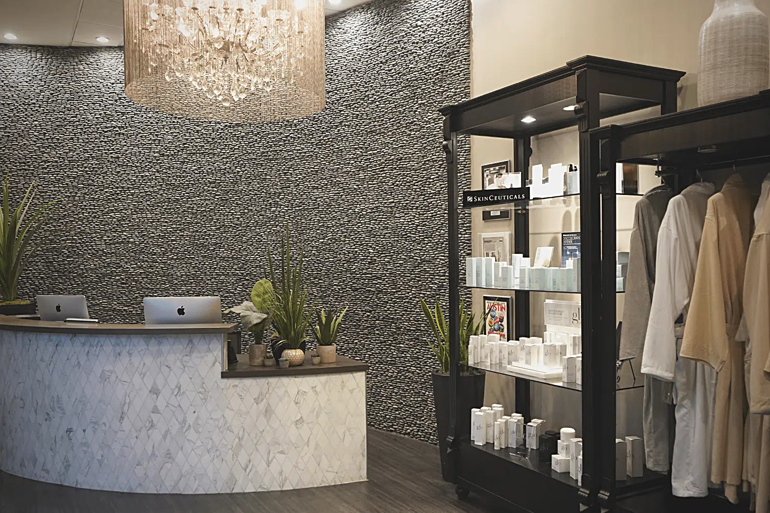 7 Best Places for Prenatal Massage in Austin, TX 11 spa front desk at the domain Austin Portrait Photography