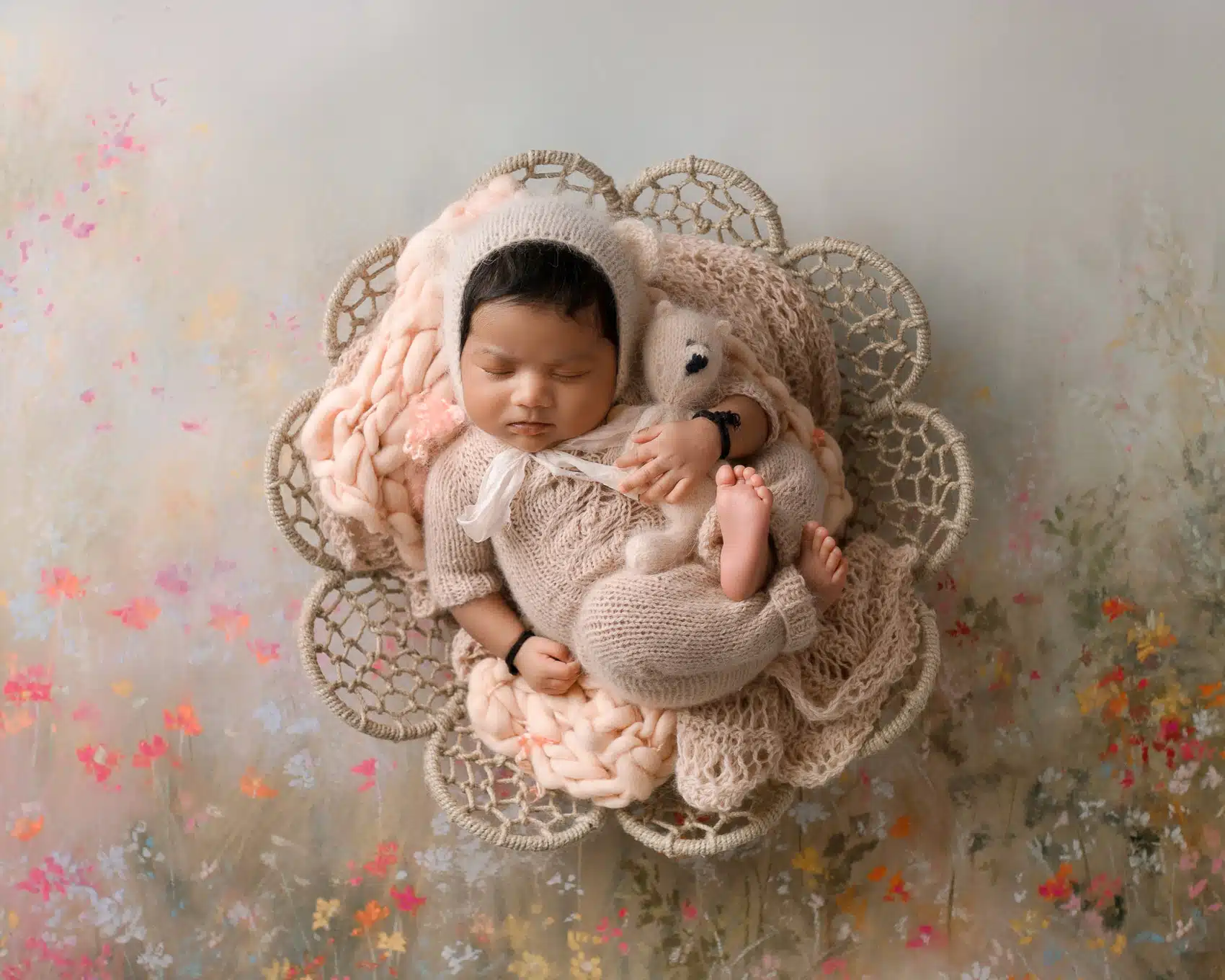 Newborn & Baby Photographer Near Cedar Park: Capture Precious Moments 3 Austin Newborn Photography 10 copy siblings Austin Elopement & Portrait Photographer