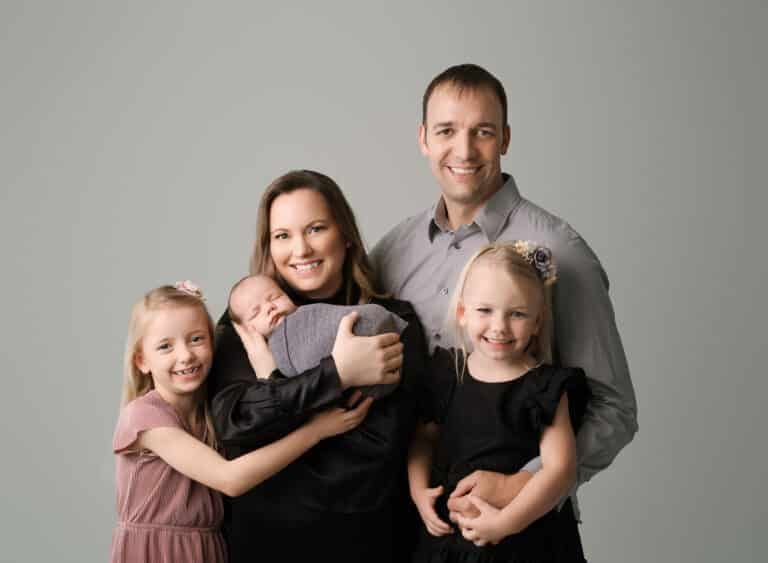 what to wear newborn session