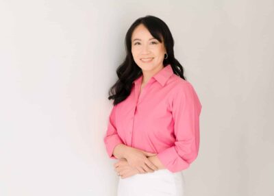 What to Wear for Professional Headshots: 8 Expert Tips 10 Professional Headshots for Lawyers | Best Headshot Styles for Startup Founders | personal branding photo styles