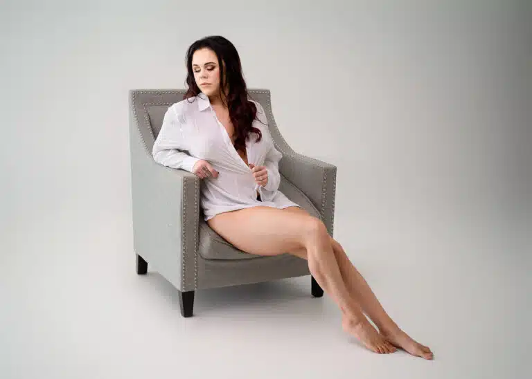 Do You Bring Your Own Outfits to a Boudoir Shoot | what will my kids think