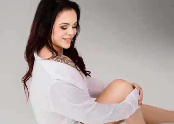 Boudoir Photoshoot Checklist : Women Over 40 Boudoir