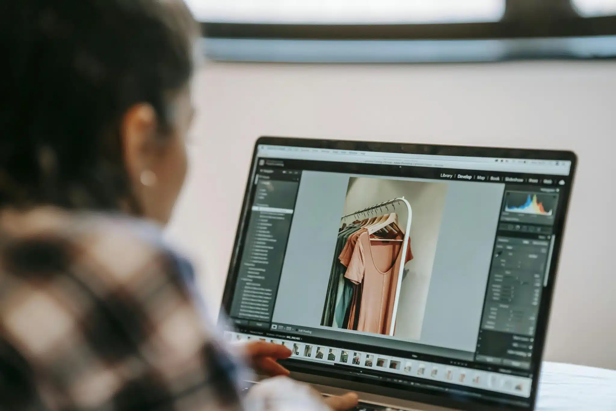 Professional Headshot Retouching: How It Elevates Your Image 3 Professional Headshot Retouching