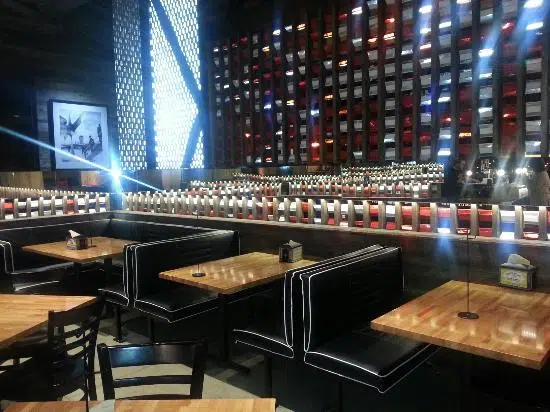 Kid Friendly Restaurants in Austin: Top 10 Family Favorites 29 https://media-cdn.tripadvisor.com/media/photo-s/07/4d/99/57/very-contemporary-interior.jpg
