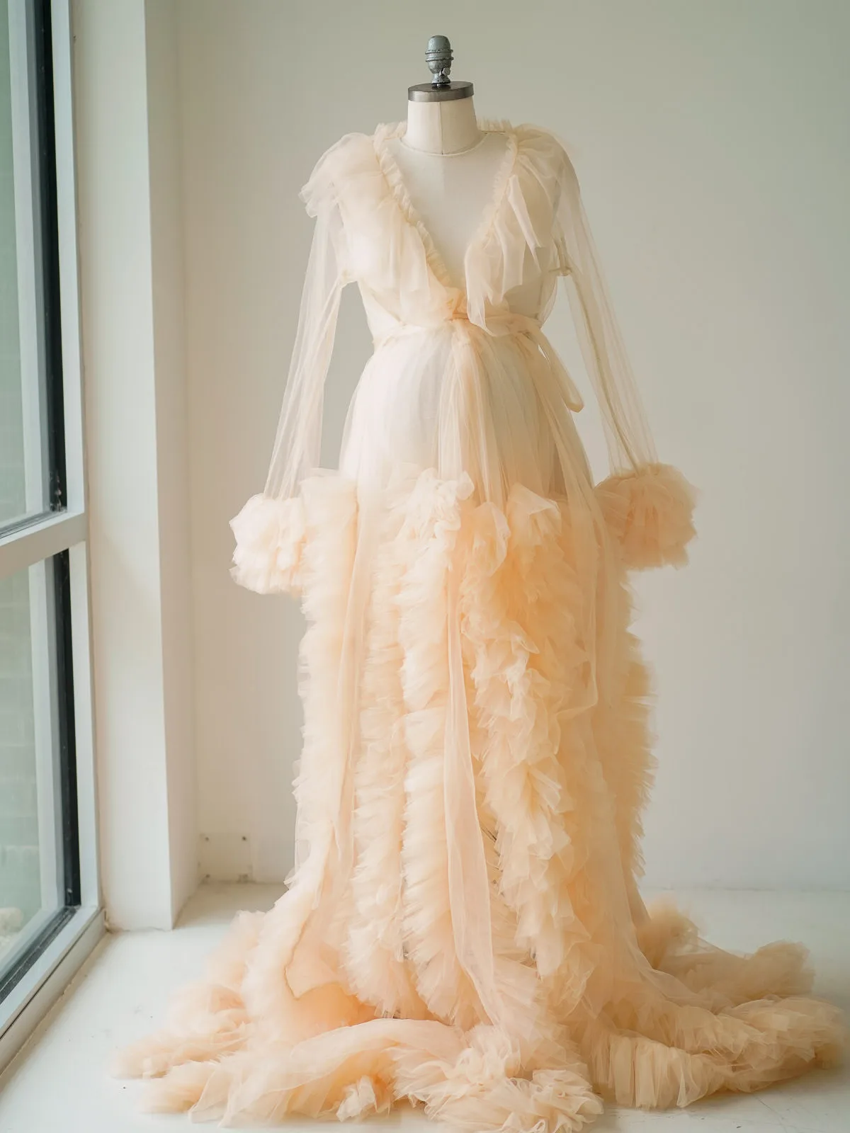 Maternity Gowns and Wardrobe in Austin | Zesty Orange Photography 18 Antoinette pink front Austin Elopement & Portrait Photographer