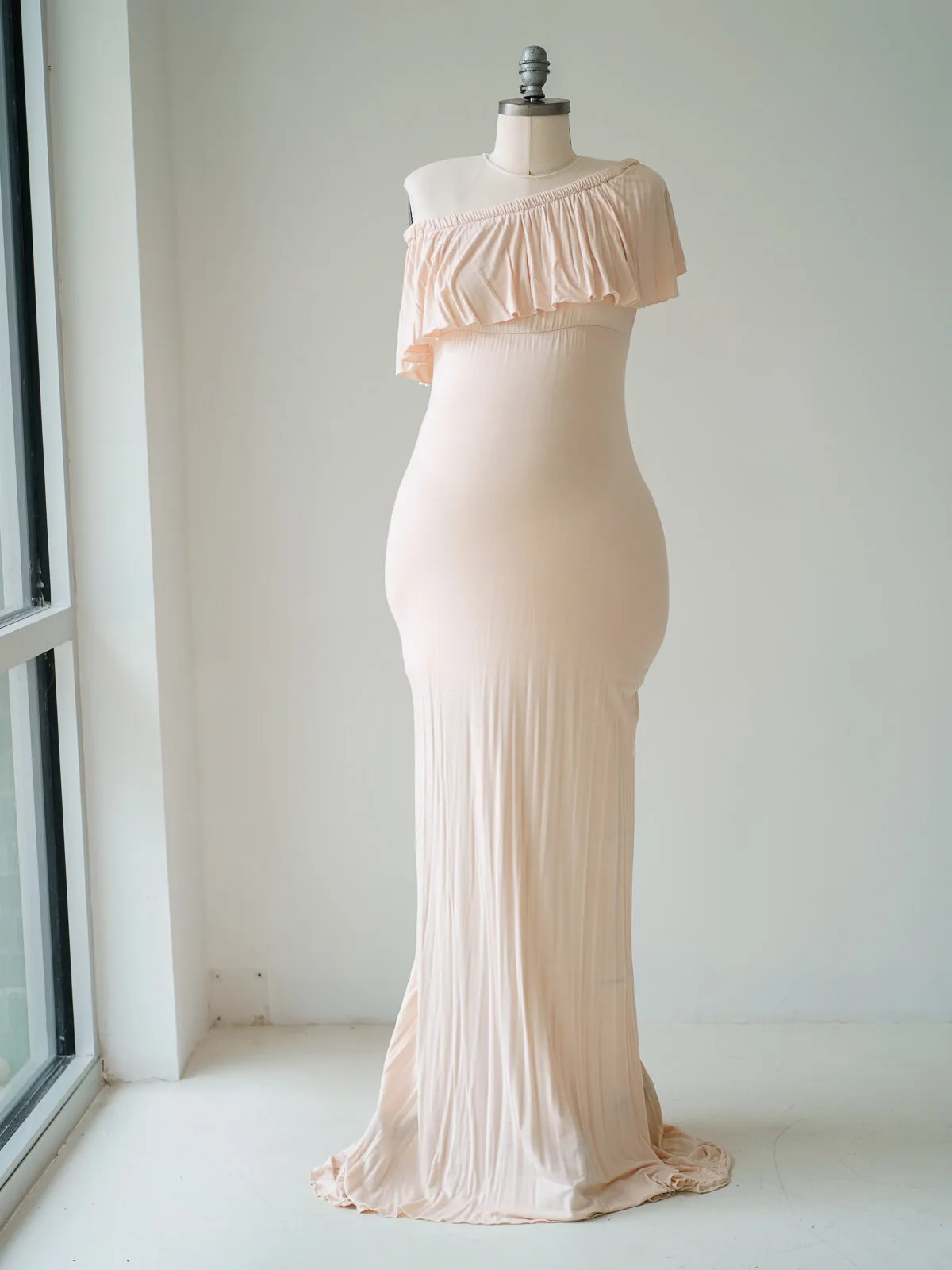 Maternity Gowns and Wardrobe in Austin | Zesty Orange Photography 48 Briar pink front Austin Elopement & Portrait Photographer