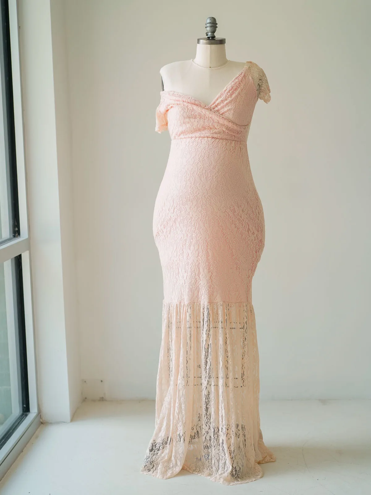 Maternity Gowns and Wardrobe in Austin | Zesty Orange Photography 56 Camille pink front Austin Elopement & Portrait Photographer