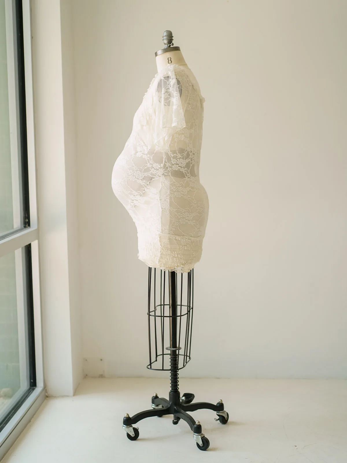 Maternity Gowns and Wardrobe in Austin | Zesty Orange Photography 79 Colette ivory side Austin Elopement & Portrait Photographer