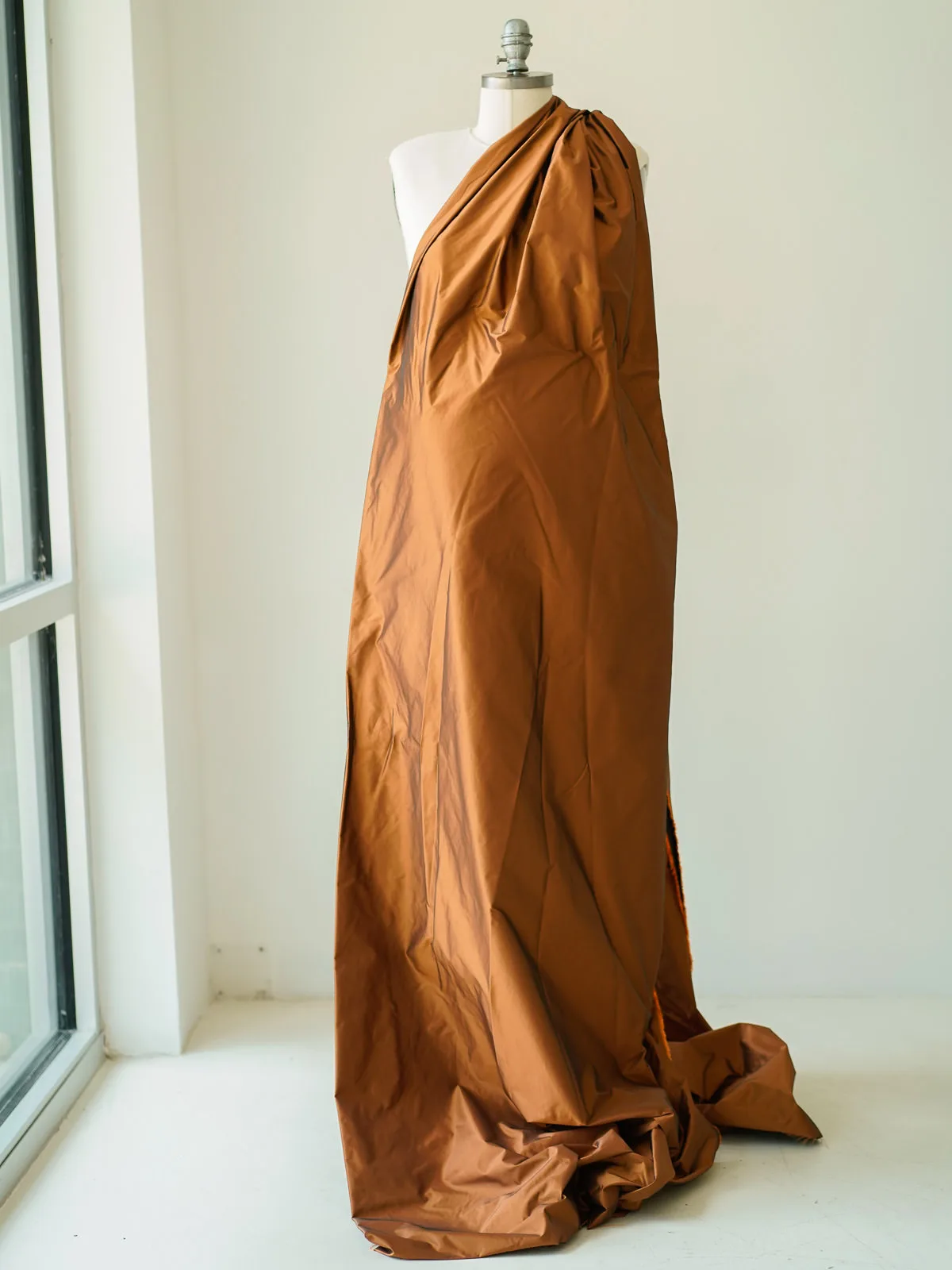 Maternity Gowns and Wardrobe in Austin | Zesty Orange Photography 81 Copper nude fabric Austin Elopement & Portrait Photographer