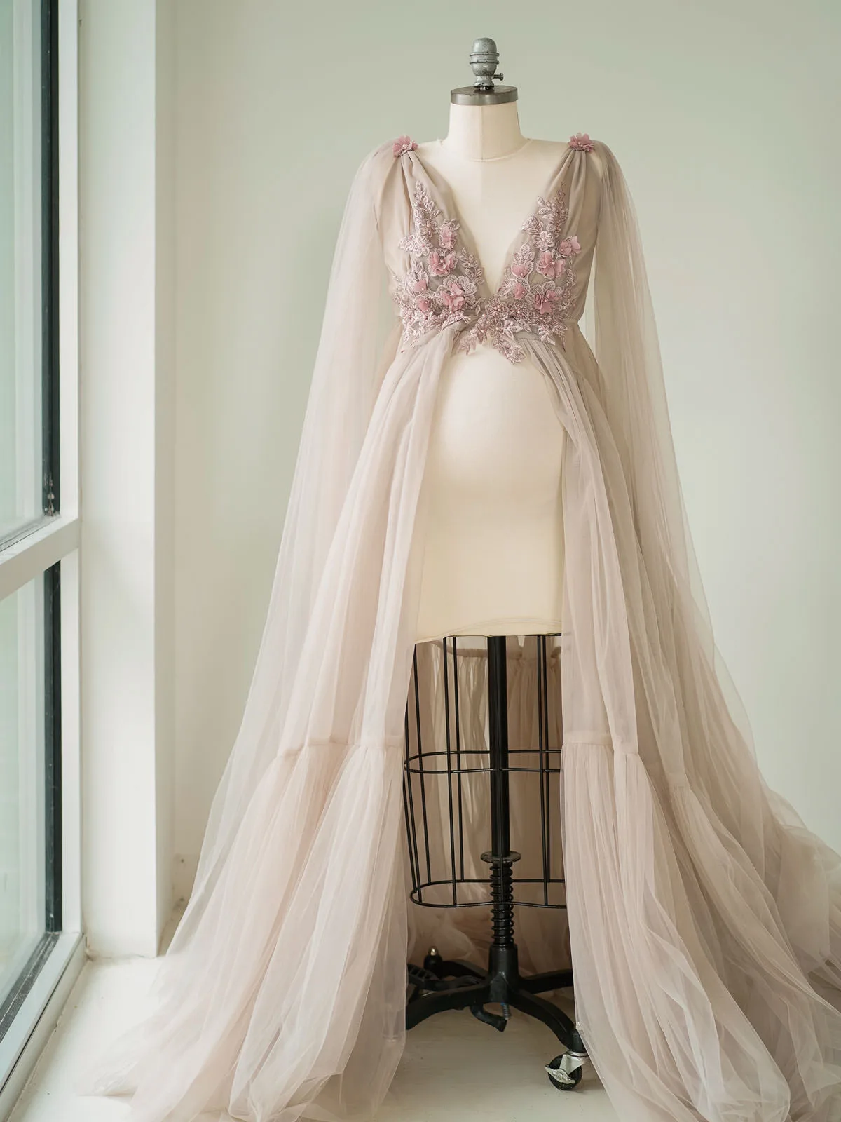 Maternity Gowns and Wardrobe in Austin | Zesty Orange Photography 94 Daphne pink open front Austin Elopement & Portrait Photographer