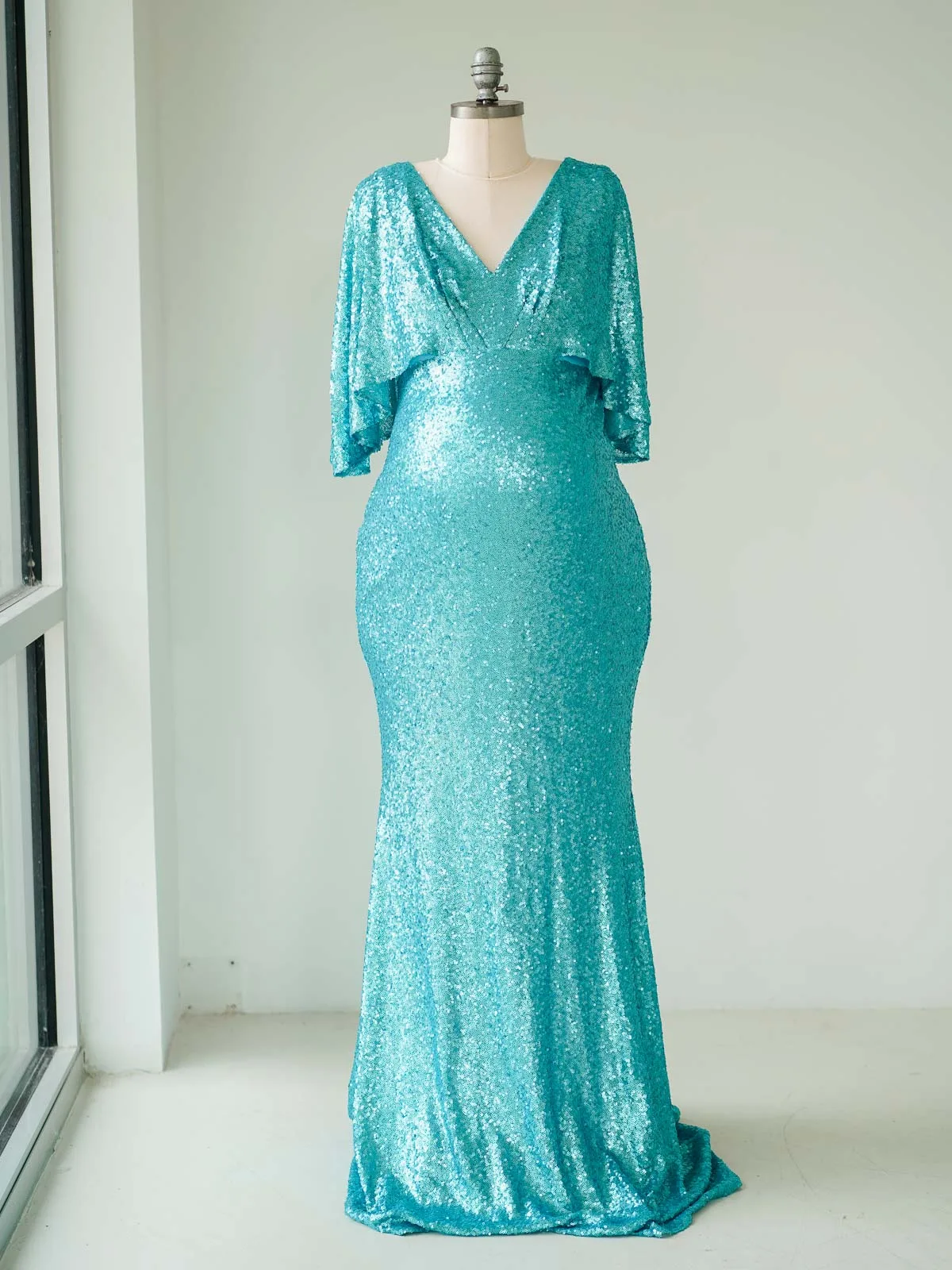 Maternity Gowns and Wardrobe in Austin | Zesty Orange Photography 102 Diana blue front Austin Elopement & Portrait Photographer