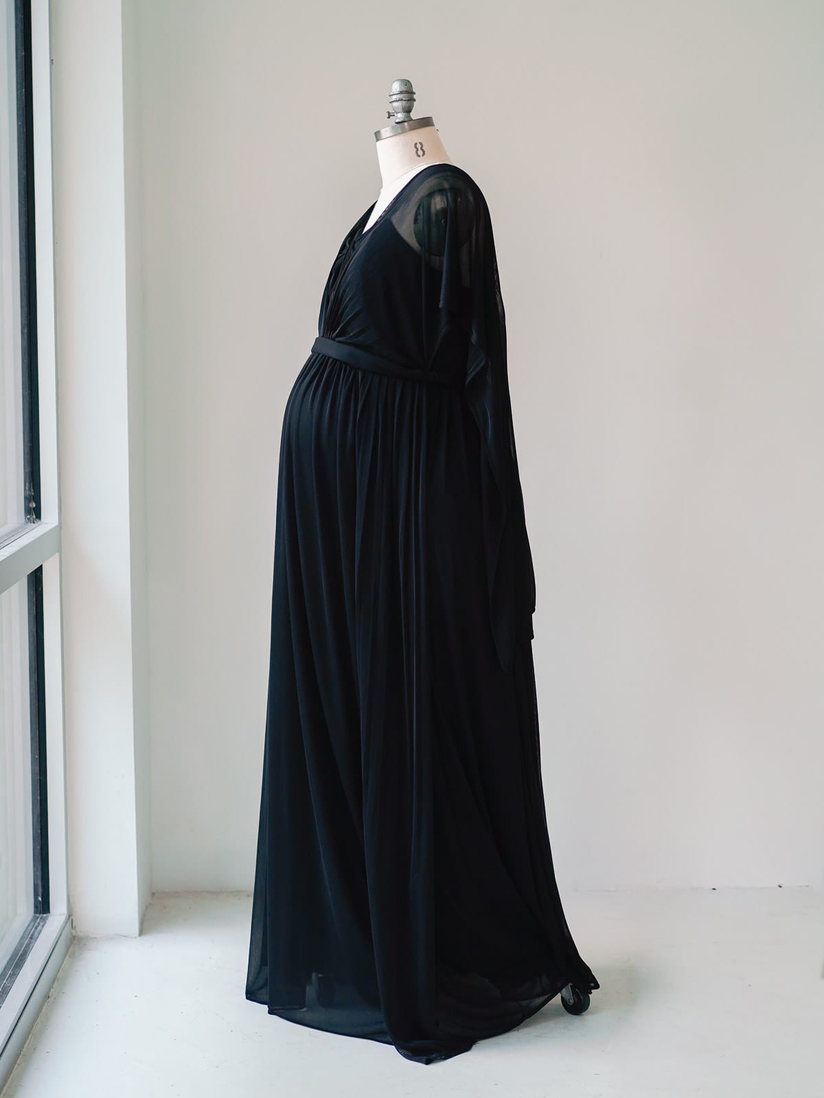 Eleanor black side Austin Elopement & Portrait Photographer