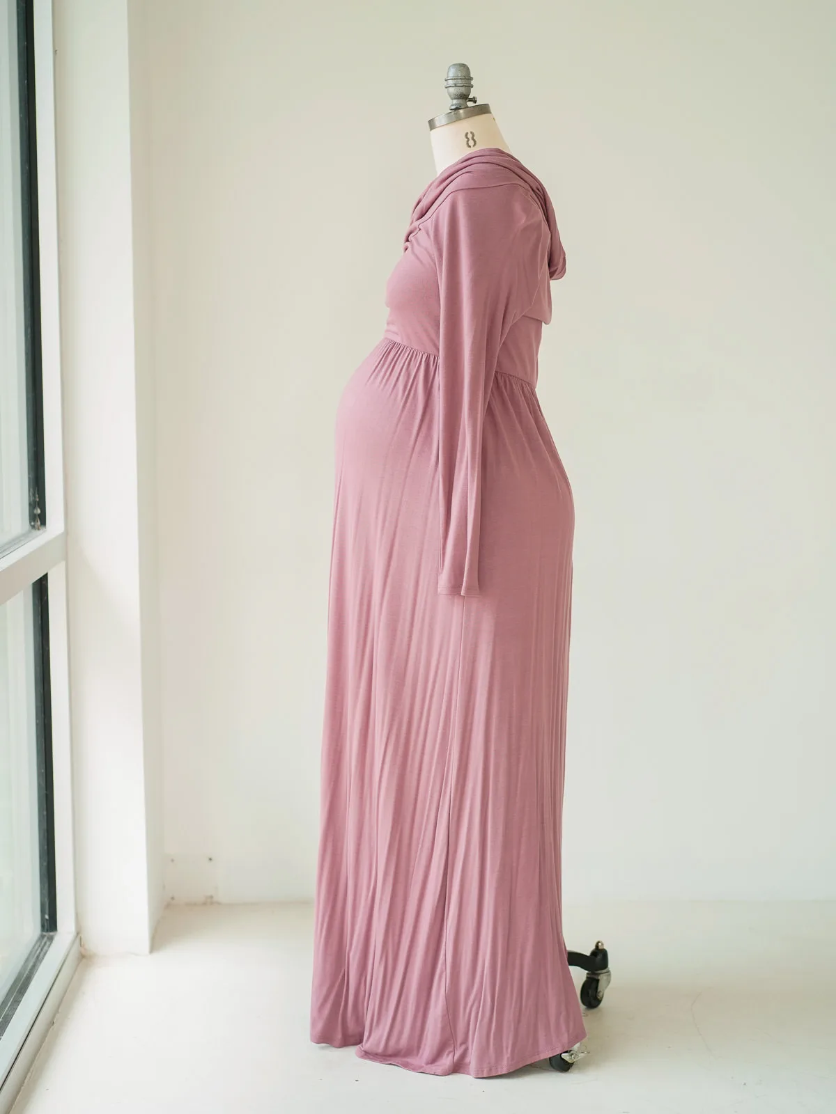 Maternity Gowns and Wardrobe in Austin | Zesty Orange Photography 115 Eos pink side Austin Elopement & Portrait Photographer