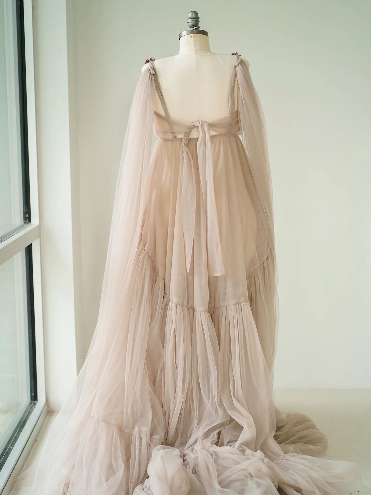 Maternity Gowns and Wardrobe in Austin | Zesty Orange Photography 129 Flora purple back Austin Elopement & Portrait Photographer