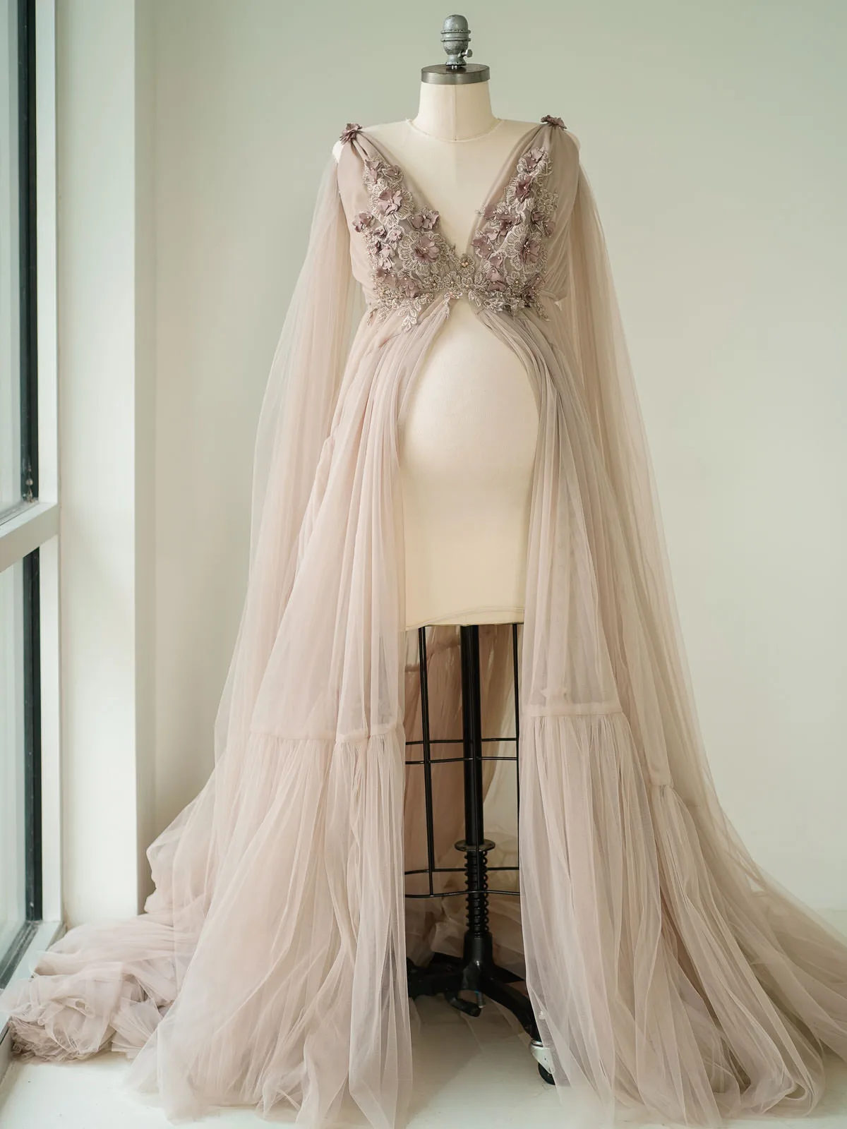 Maternity Gowns and Wardrobe in Austin | Zesty Orange Photography 126 Flora purple open front Austin Elopement & Portrait Photographer