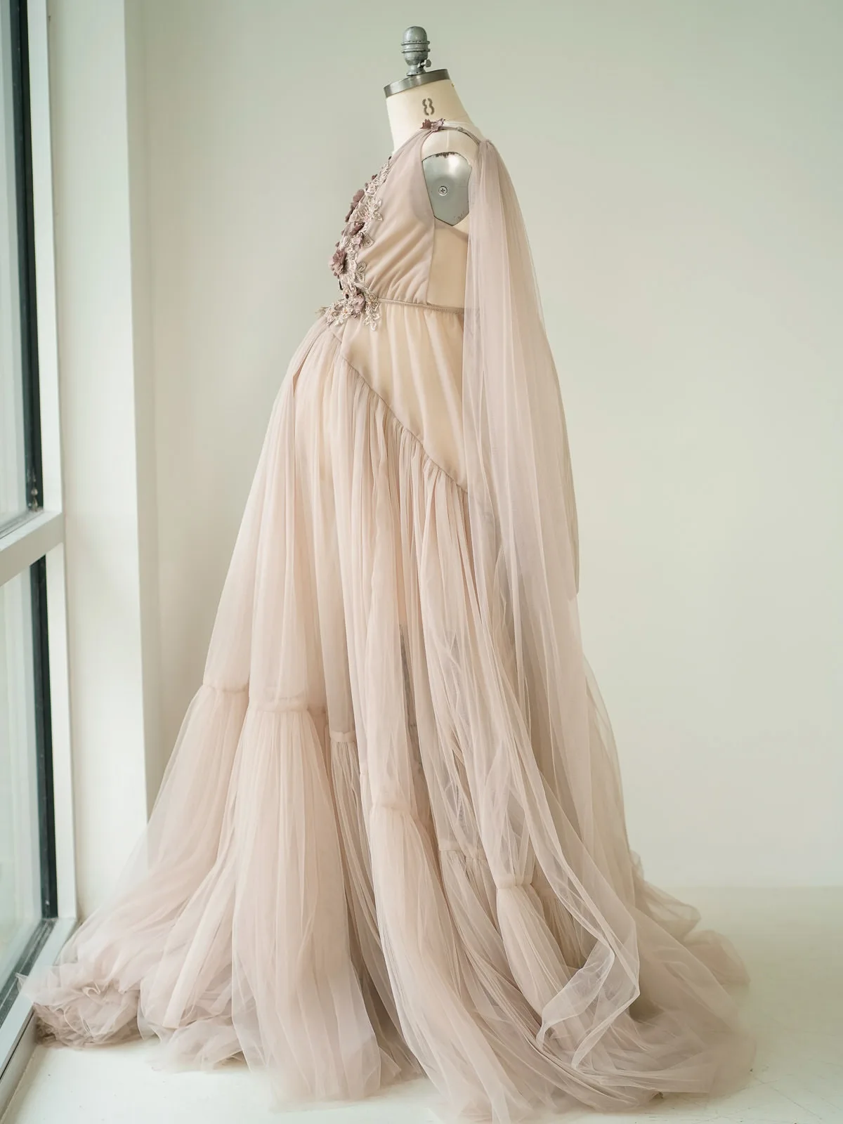 Maternity Gowns and Wardrobe in Austin | Zesty Orange Photography 128 Flora purple side Austin Elopement & Portrait Photographer