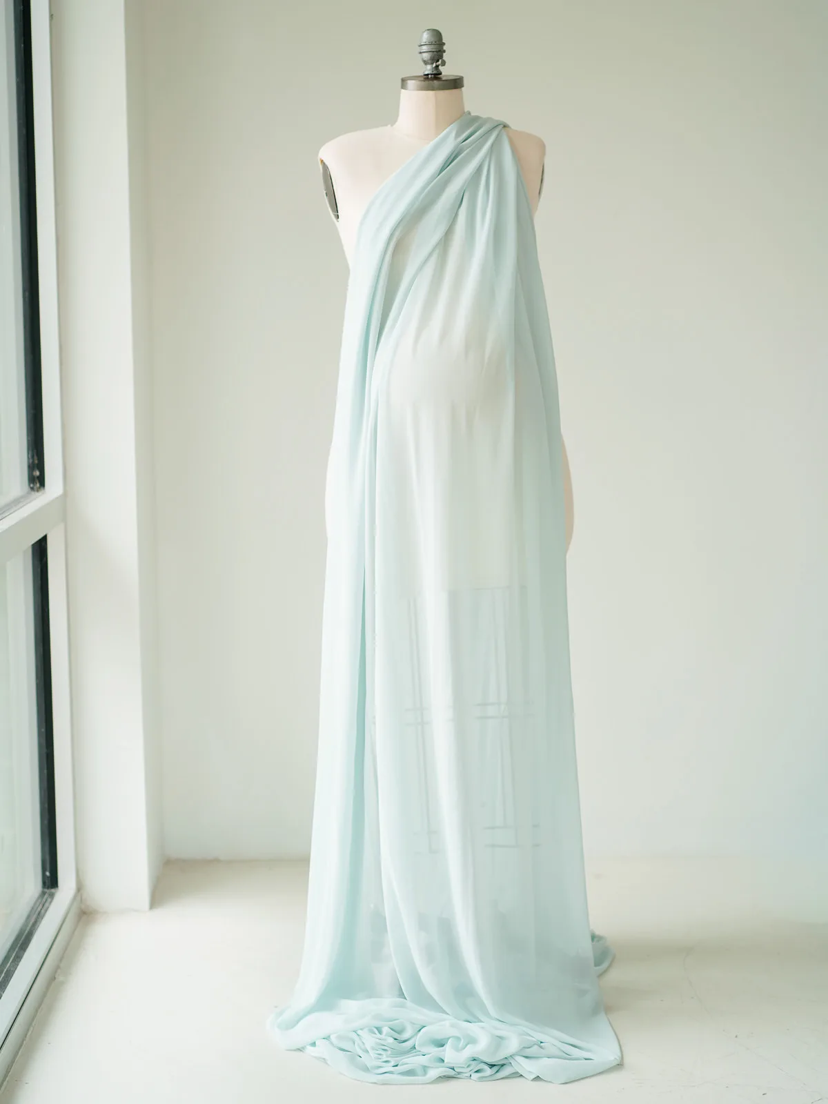 Maternity Gowns and Wardrobe in Austin | Zesty Orange Photography 139 Glass blue fabric Austin Elopement & Portrait Photographer